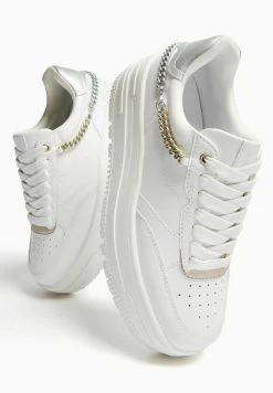 BERSHKA Chain Detail - Sneakers Laag - White -Bershka 68e3d7f4aa4b4d9d8b35a013a80098d3