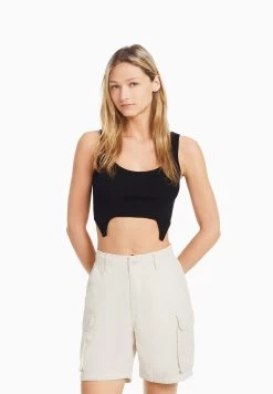 BERSHKA With StrapsBermuda- Shorts - White
