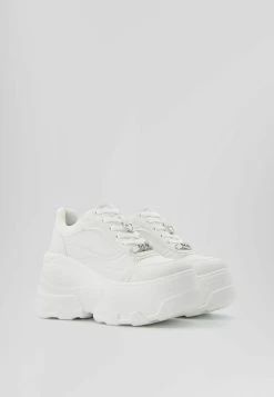 BERSHKA Rhinestone Detail Xl - Sneakers Laag - White -Bershka 6db5b805c7f9409782ffe1f84c6deb3c