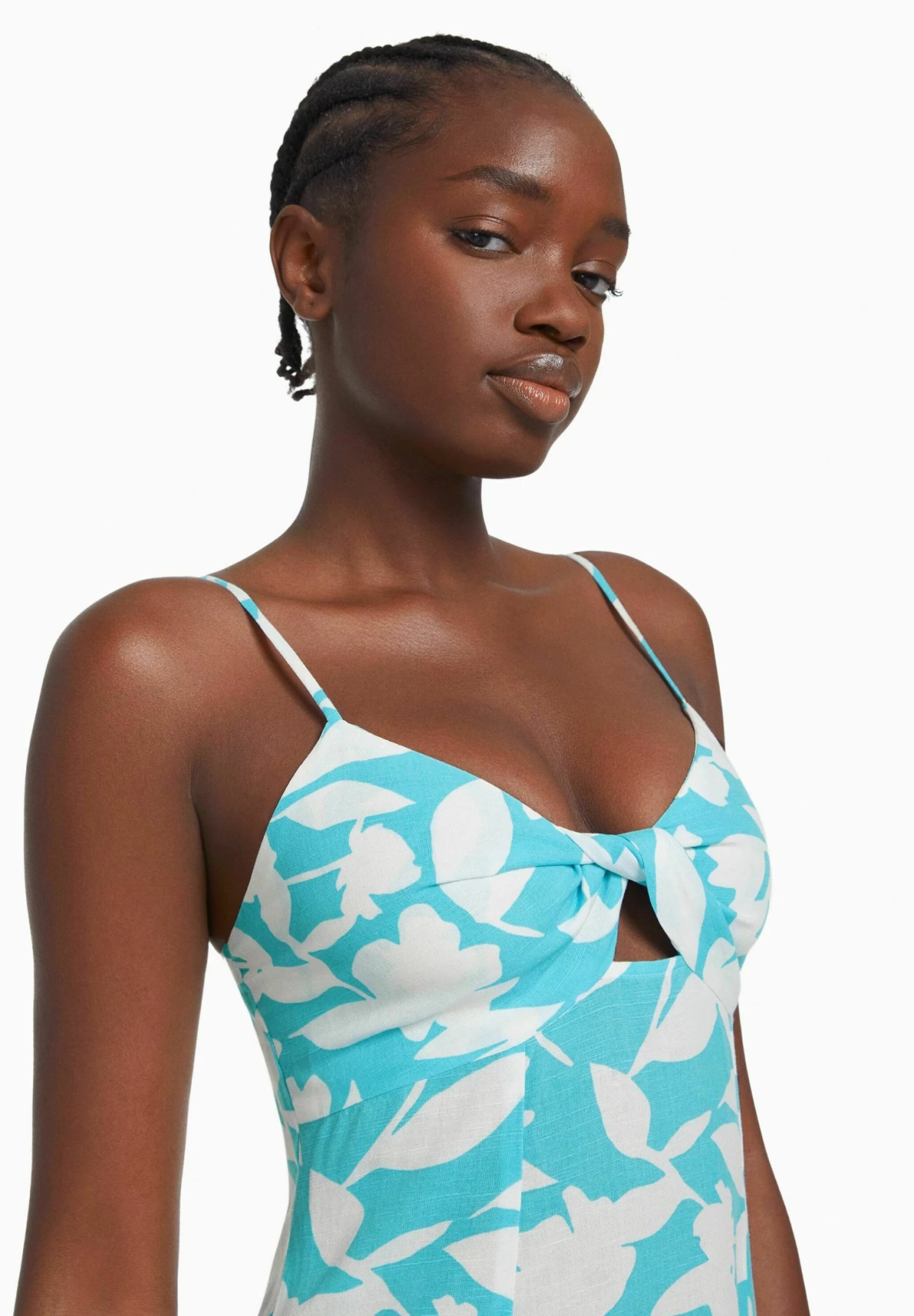 BERSHKA Strappy Blend With Knot - Mini - Jurk - Light Blue 4 BERSHKA Strappy Blend With Knot - Mini - Jurk - Light Blue - Afbeelding 4