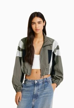 BERSHKA Cropped - Lichte Jas - Grey