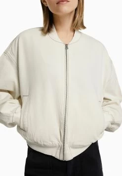 BERSHKA With Contrast Thread - Spijkerjas - White 9 BERSHKA With Contrast Thread - Spijkerjas - White -Bershka 77dc5d4d4c394d0eaa6cd02f191fc8ef