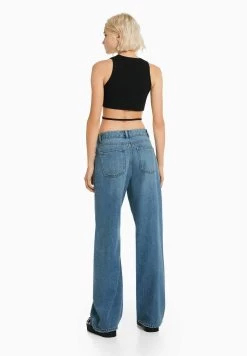 BERSHKA Wide Leg - Relaxed Fit Jeans - Light Blue Denim -Bershka 78b3a3679abf4242a5c8105150cbb63b