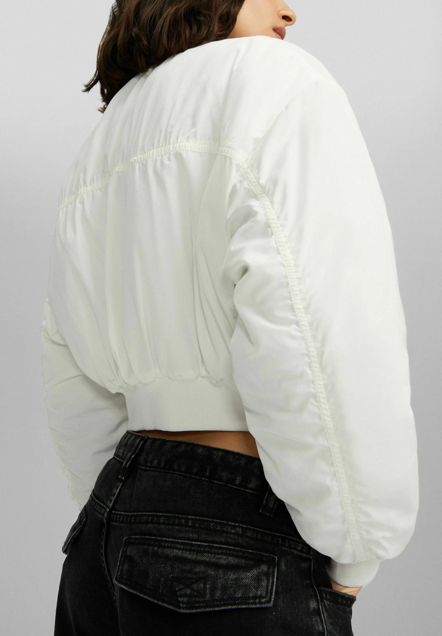 BERSHKA Cropped - Bomberjacks - White 4 BERSHKA Cropped - Bomberjacks - White - Afbeelding 4