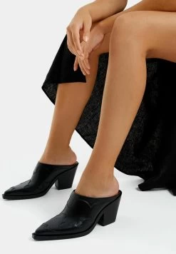 BERSHKA Heeled - Clogs - Black