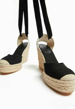 BERSHKA Hoge Hakken - Black -Bershka 7d42b59a7b06432eb858da393a449772