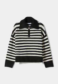 BERSHKA Sweater - Black -Bershka 857c53755fd847ea8a93f50b45b9129e