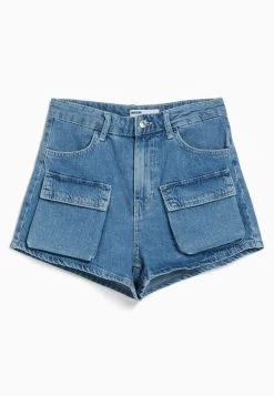 BERSHKA Jeansshort - Light Blue Denim -Bershka 8b3ce25790e74bd4b498e9ef65a80ab3
