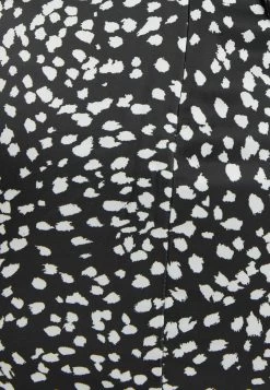 BERSHKA Printed With Straps - Jurk - Black 11 BERSHKA Printed With Straps - Jurk - Black -Bershka 8c8de5ff944c4c1e9d91dc554cd90666