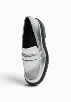 BERSHKA Penny Strap - Instappers - Silver Coloured -Bershka 8db1883c623d4d19a6975e2e8ca018b3