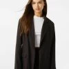 BERSHKA Flowing Blazer - Halflange Jas - Black
