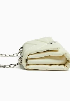 BERSHKA Quilted With Chain - Schoudertas - Off-White -Bershka 8ef52152b96a4fa2871aa12b7c6f949b