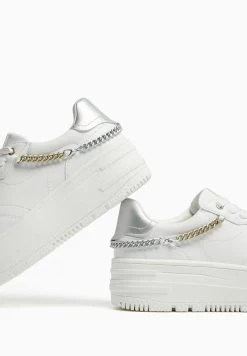 BERSHKA Chain Detail - Sneakers Laag - White -Bershka 905bf8a11a1542dba86e548c2202585f