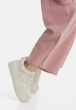 BERSHKA Monochrome - Sneakers Laag - Sand