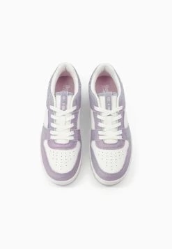 BERSHKA Contrast Fabric - Sneakers Laag - Light Pink -Bershka 92b75ab4aa85488c8baa53bd27d92ca7