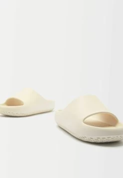 BERSHKA Muiltjes - Off White -Bershka 94cdb8d876e744709023f7730b5ddf27