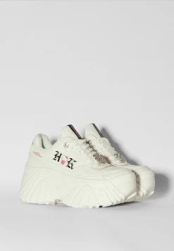BERSHKA Sneakers Hoog - White 9 BERSHKA Sneakers Hoog - White -Bershka 9598b9bd26664c069aaac0909cd8149d