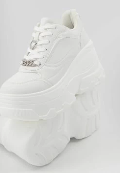 BERSHKA Rhinestone Detail Xl - Sneakers Laag - White -Bershka 9615aa7fff654195af9a744c42d18113