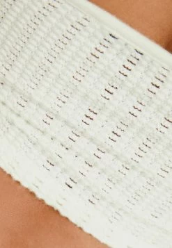 BERSHKA CrochetHalter- Top - Beige 10 BERSHKA CrochetHalter- Top - Beige -Bershka 969413b732354b81b7266a2680c082c0