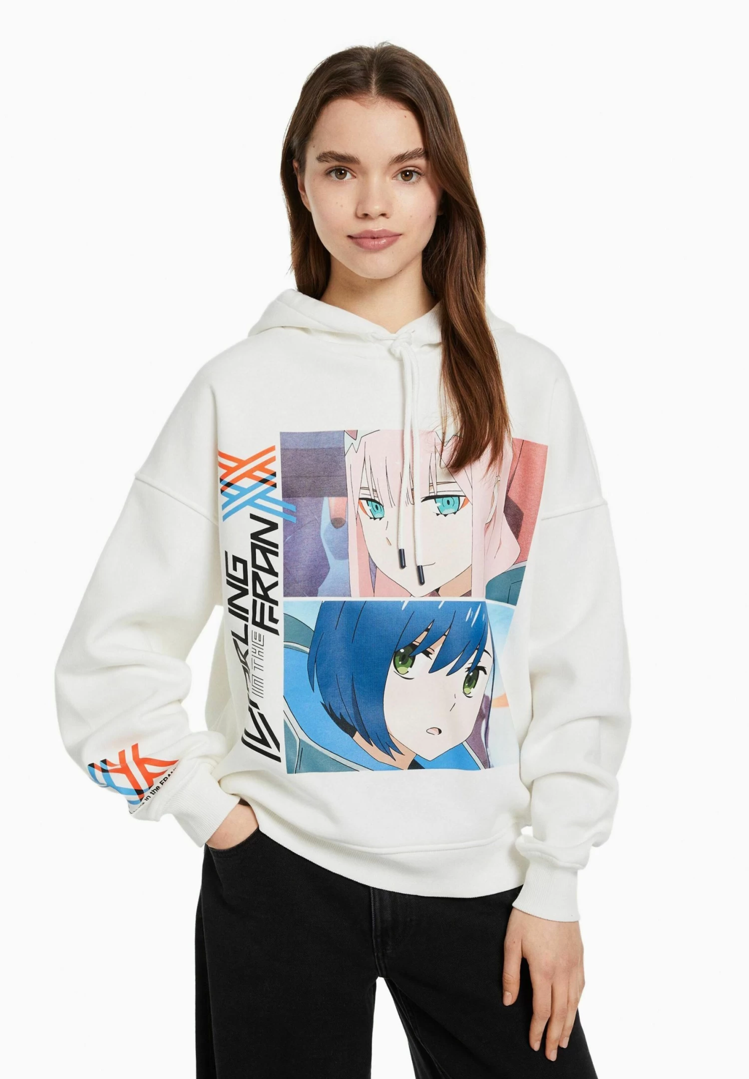 BERSHKA Darling In The Franxx Print - Hoodie - White 1 BERSHKA Darling In The Franxx Print - Hoodie - White