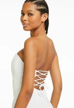 BERSHKA Bandeau - Jumpsuit - White -Bershka 970bc285981f4174840c109bb62a8111