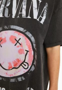 BERSHKA Nirvana Short Sleeve - T-Shirt Print - Dark Grey -Bershka 98b24305aac848779a476e9675d575b2