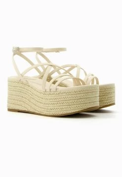 BERSHKA Multi-Strap With Ankle Strap- Sandalen Met Sleehak - Beige 9 BERSHKA Multi-Strap With Ankle Strap- Sandalen Met Sleehak - Beige -Bershka 99446a7560bc479aa5b3dcdc98b45eec