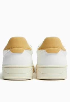 BERSHKA Retro Style - Sneakers Laag - White -Bershka 99978756881d48389349a3bb909b1199