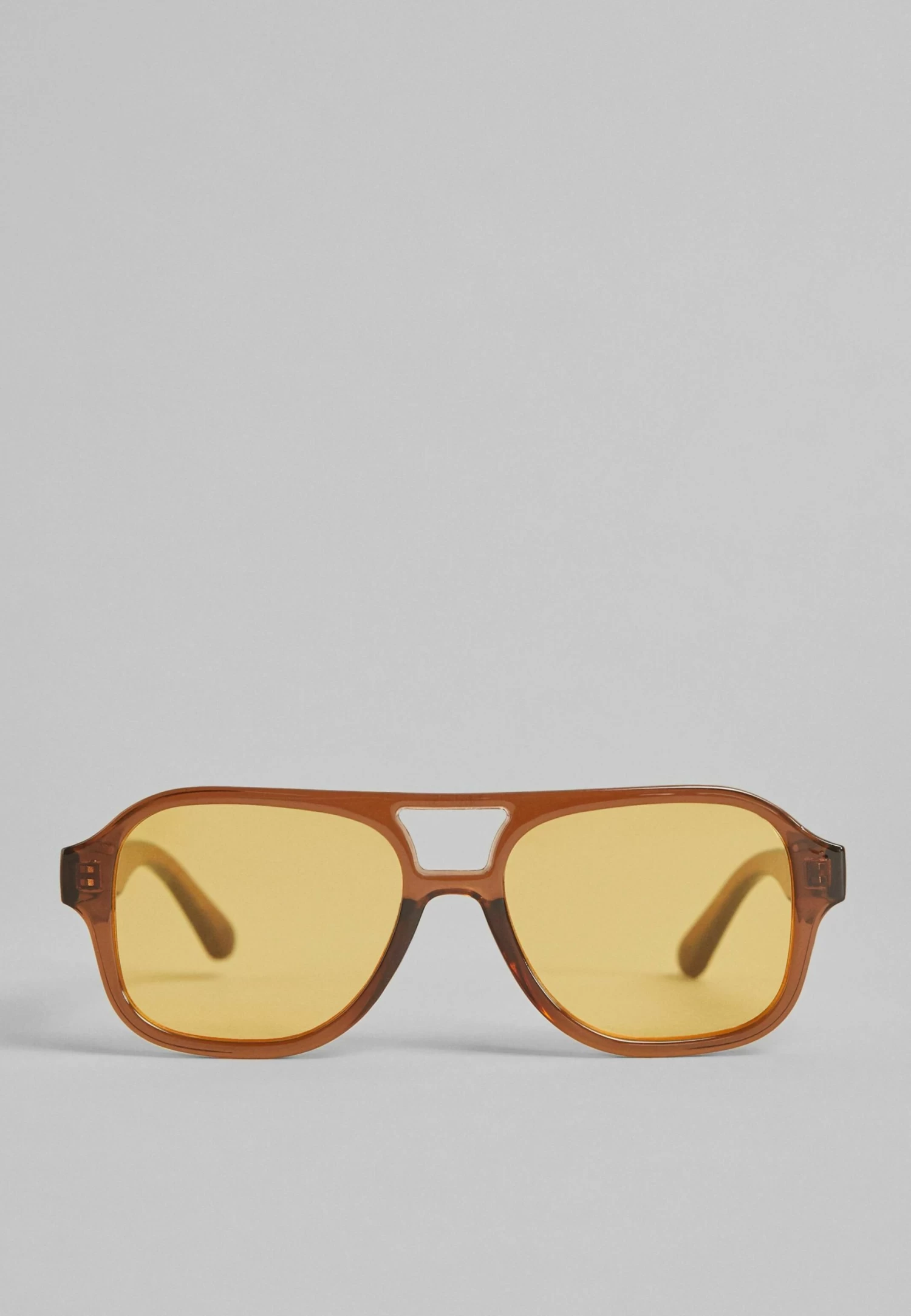 BERSHKA Retro- Zonnebril - Brown 4 BERSHKA Retro- Zonnebril - Brown - Afbeelding 4