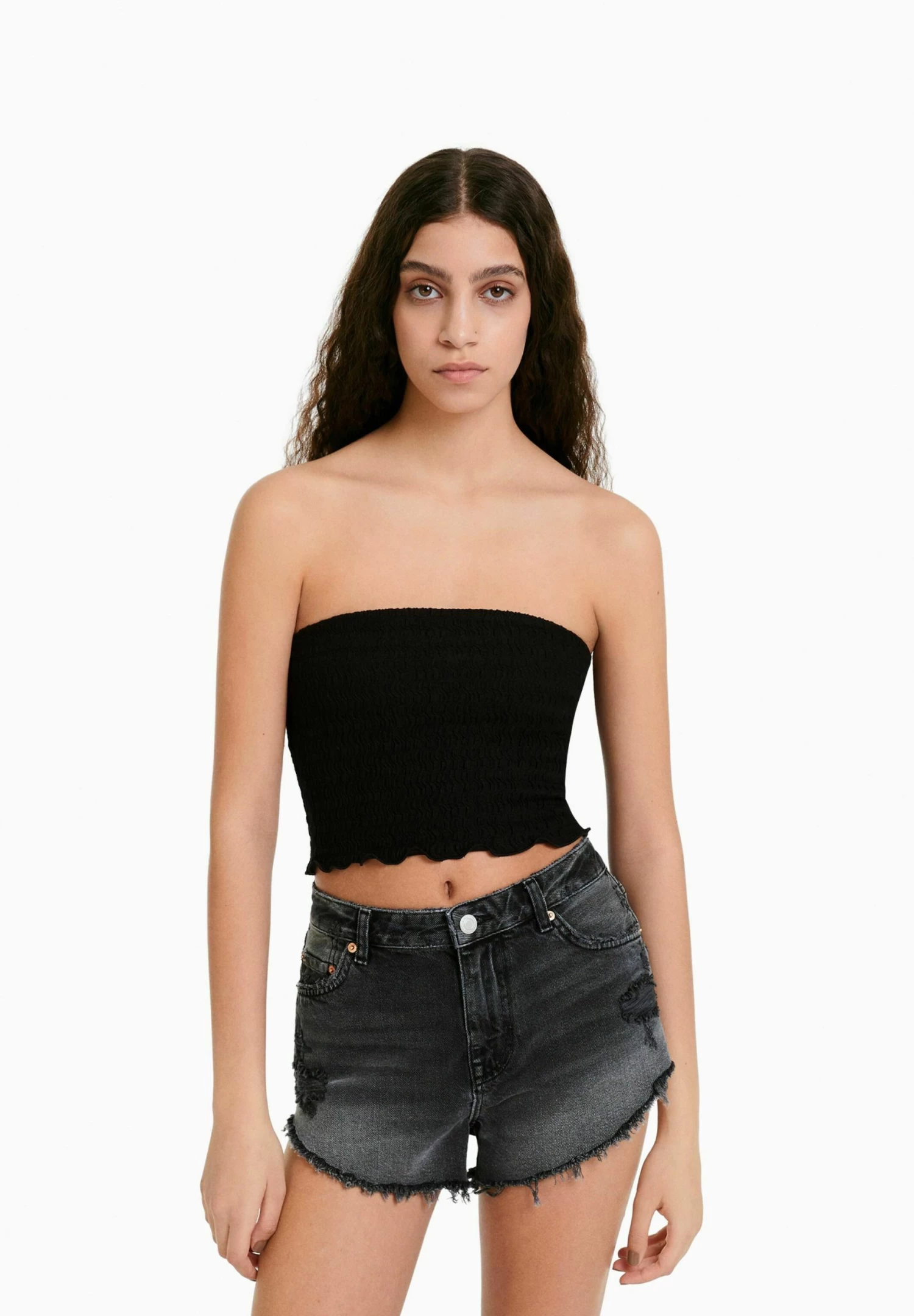 BERSHKA Vintage With Rips - Jeansshort - Black 1 BERSHKA Vintage With Rips - Jeansshort - Black