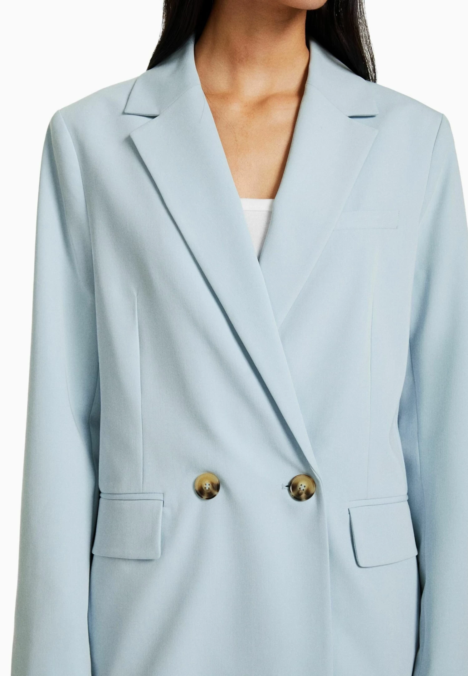 BERSHKA RegularFit Tailored - Feminine-Cut Double-Breasted - Halflange Jas - Light Blue 4 BERSHKA RegularFit Tailored - Feminine-Cut Double-Breasted - Halflange Jas - Light Blue - Afbeelding 4