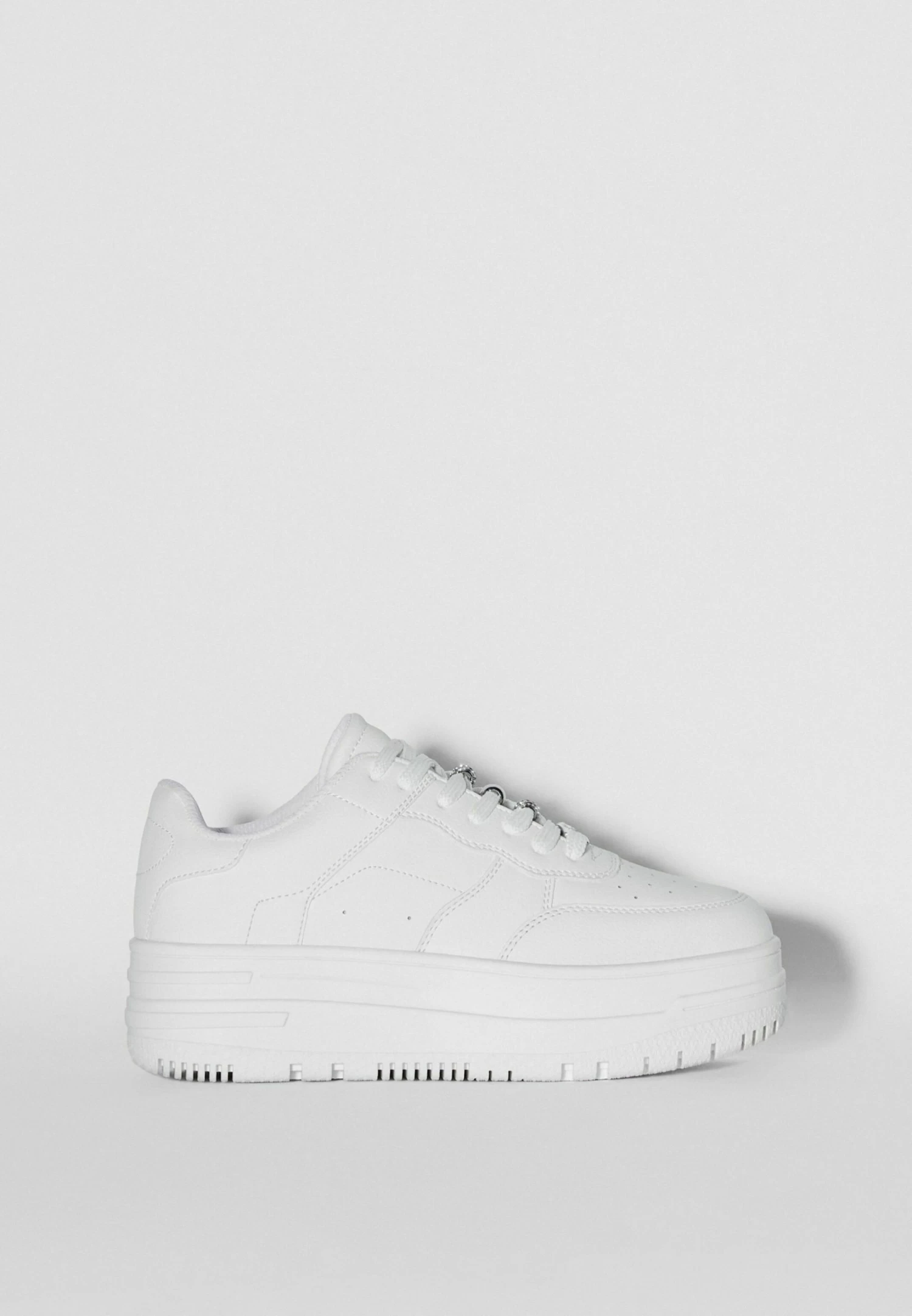 BERSHKA Rhinestone- Sneakers Laag - White 7 BERSHKA Rhinestone- Sneakers Laag - White - Afbeelding 7