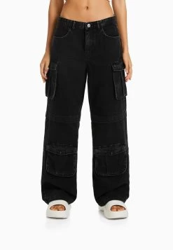 BERSHKA Multi-Pocket- Flared Jeans - Black
