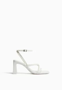 BERSHKA With Ankle Strap - Sandalen - White 11 BERSHKA With Ankle Strap - Sandalen - White -Bershka a5497c4abb5c473b940489eb91cc4442