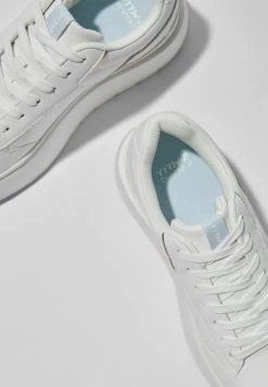 BERSHKA Sneakers Laag - White -Bershka a5c73cbe30914963951c08398467d299