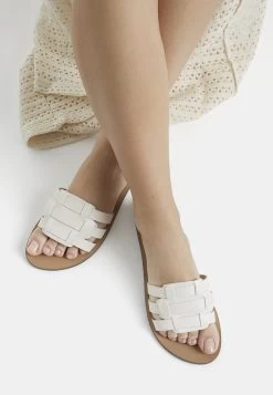 BERSHKA Strappy- Muiltjes - White