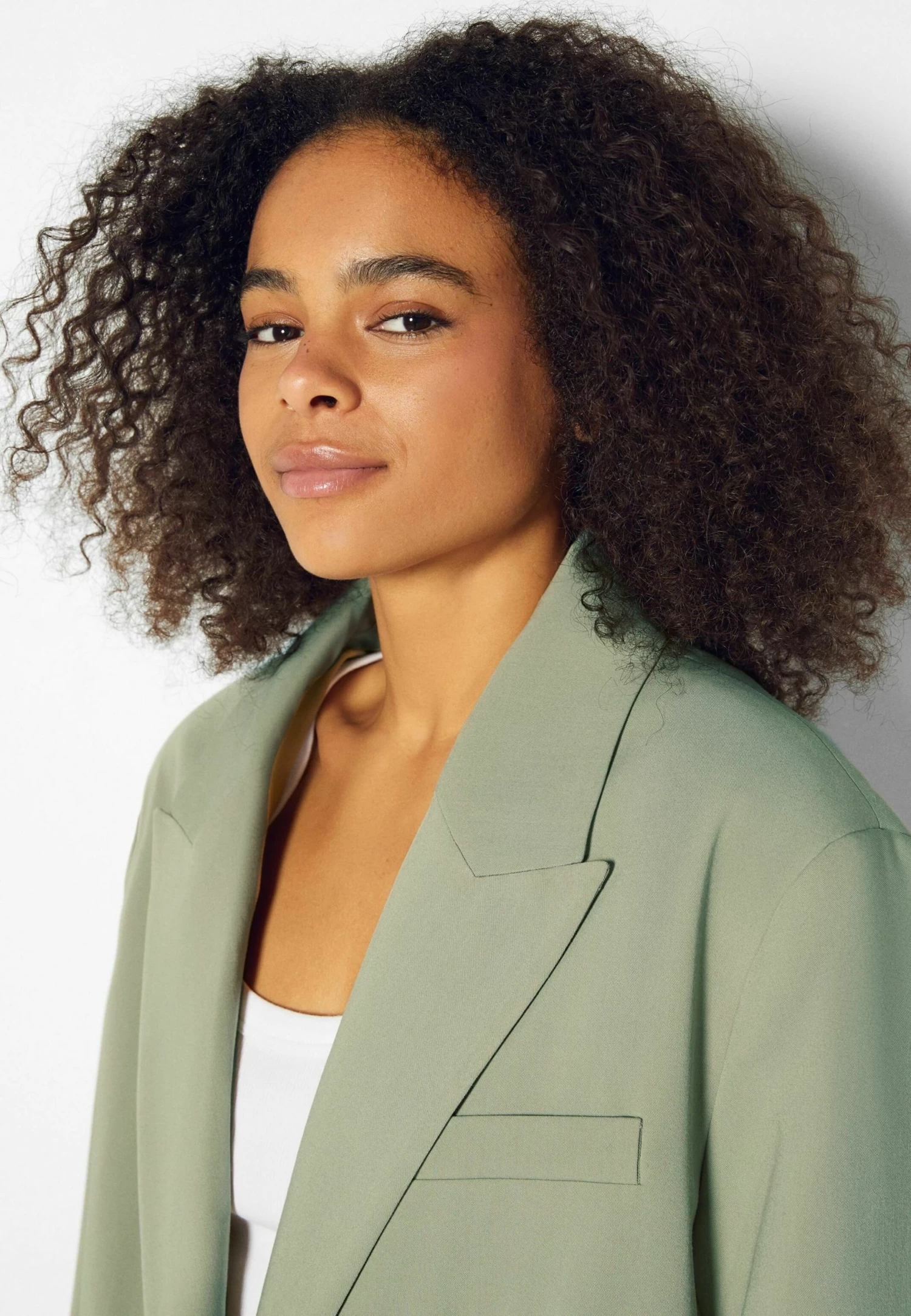 BERSHKA Masculine Cut - Halflange Jas - Khaki 4 BERSHKA Masculine Cut - Halflange Jas - Khaki - Afbeelding 4