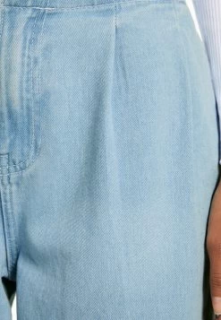 BERSHKA Pleated - Flared Jeans - Light Blue -Bershka a972981fa8e04d36a882064e0779ef20