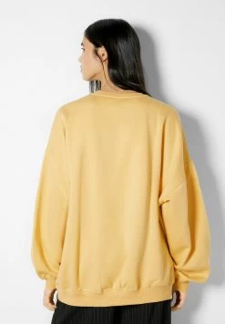 BERSHKA Oversized Printed- Sweater - Yellow -Bershka ae420a253ee44b18969bece0683e59ab