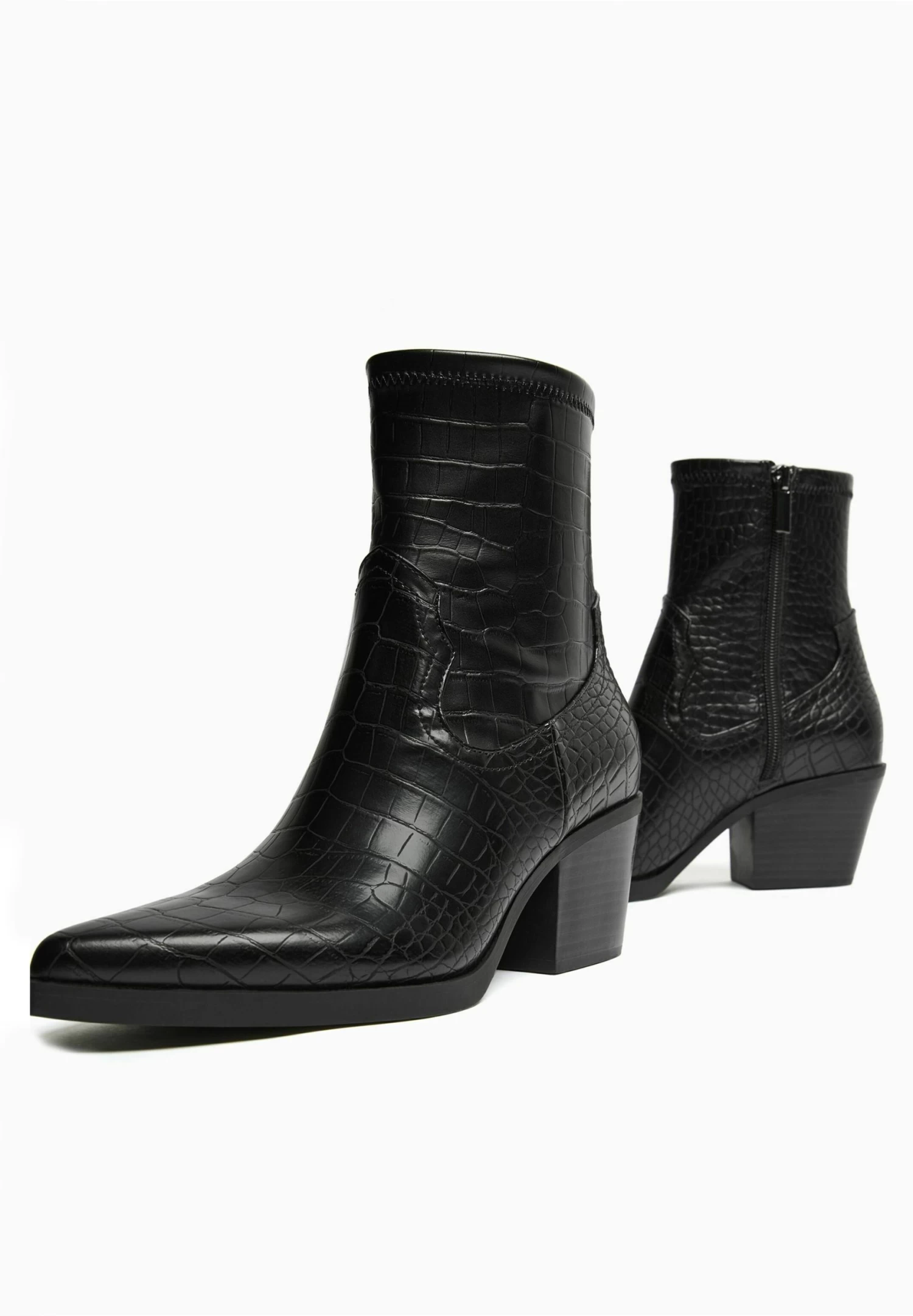 BERSHKA Embossed Animal Print 11122160 - Korte Laarzen - Black 5 BERSHKA Embossed Animal Print 11122160 - Korte Laarzen - Black - Afbeelding 5