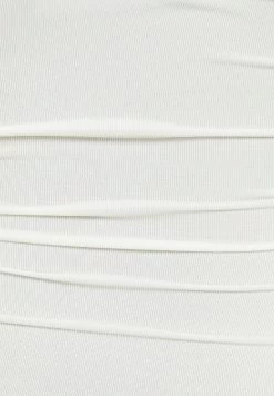 BERSHKA Monochrome Strappy- Top - Off White 11 BERSHKA Monochrome Strappy- Top - Off White -Bershka af62dd52f7e24ed29c0d1c7dd5e82914