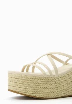 BERSHKA Multi-Strap With Ankle Strap- Sandalen Met Sleehak - Beige 10 BERSHKA Multi-Strap With Ankle Strap- Sandalen Met Sleehak - Beige -Bershka b0a40568e74a4e069397956d2c8f03fb
