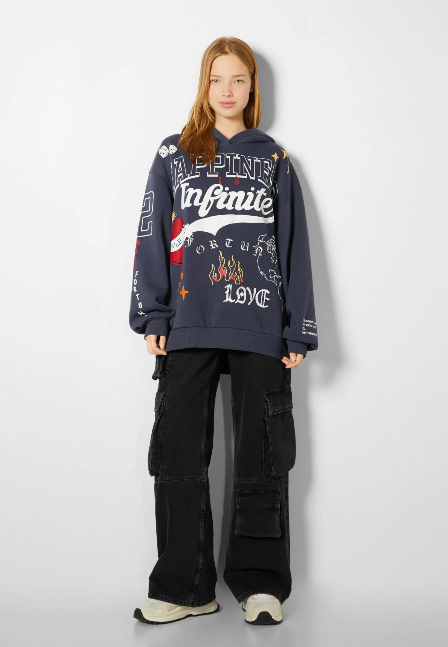 BERSHKA Printed - Hoodie - Dark Blue 2 BERSHKA Printed - Hoodie - Dark Blue - Afbeelding 2