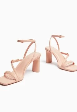 BERSHKA With Ankle Strap - Strappy 11720160 - Sandalen - Light Pink -Bershka b6915c6fe4094937802b16eb26272734