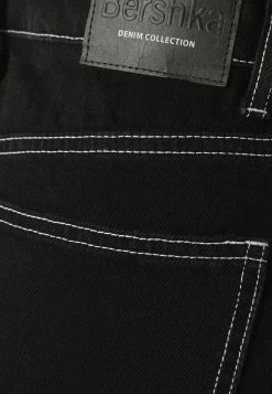BERSHKA Cargo - Relaxed Fit Jeans - Black -Bershka b79d86d47d724710aaf008448079774d