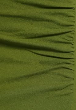 BERSHKA Fitted Blend Mini Halter - Etui-Jurk - Khaki 11 BERSHKA Fitted Blend Mini Halter - Etui-Jurk - Khaki -Bershka bd267d5af7dc49e9a8ce6c255aa241e4