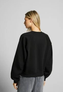 BERSHKA Raglan Sleeve - Sweater - Black 8 BERSHKA Raglan Sleeve - Sweater - Black -Bershka bdf1a9786e7644cd89d04cad794400f3