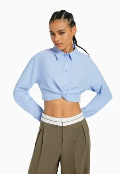 BERSHKA Crossover Detail Long Sleeve - Overhemdblouse - Light Blue