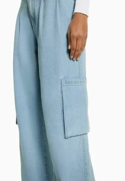 BERSHKA Pleated - Flared Jeans - Light Blue -Bershka c14bf4a7a2994b0fa163fb275b28e0f8