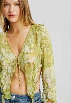 BERSHKA Long Sleeve With Ruffles And Print - Blouse - Green -Bershka c17108c1d97944f69200bdaa7233b017